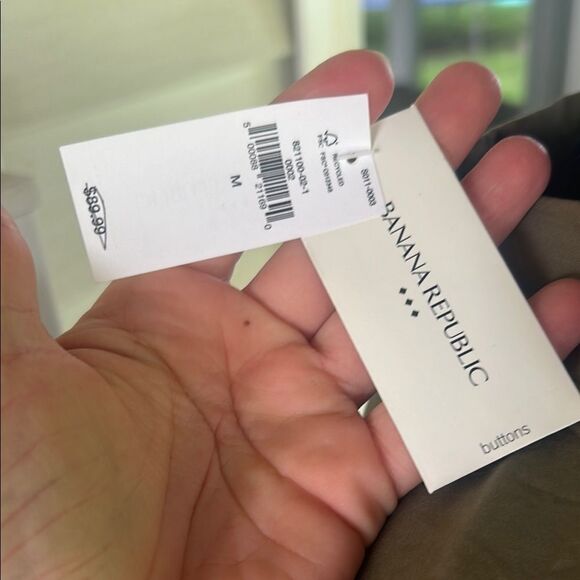 Banana Republic Classic Tan Garment   E - Picture 2 of 8